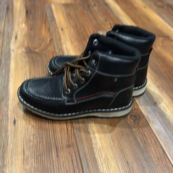 Boys Black Leather Boots - Picture 3 of 6